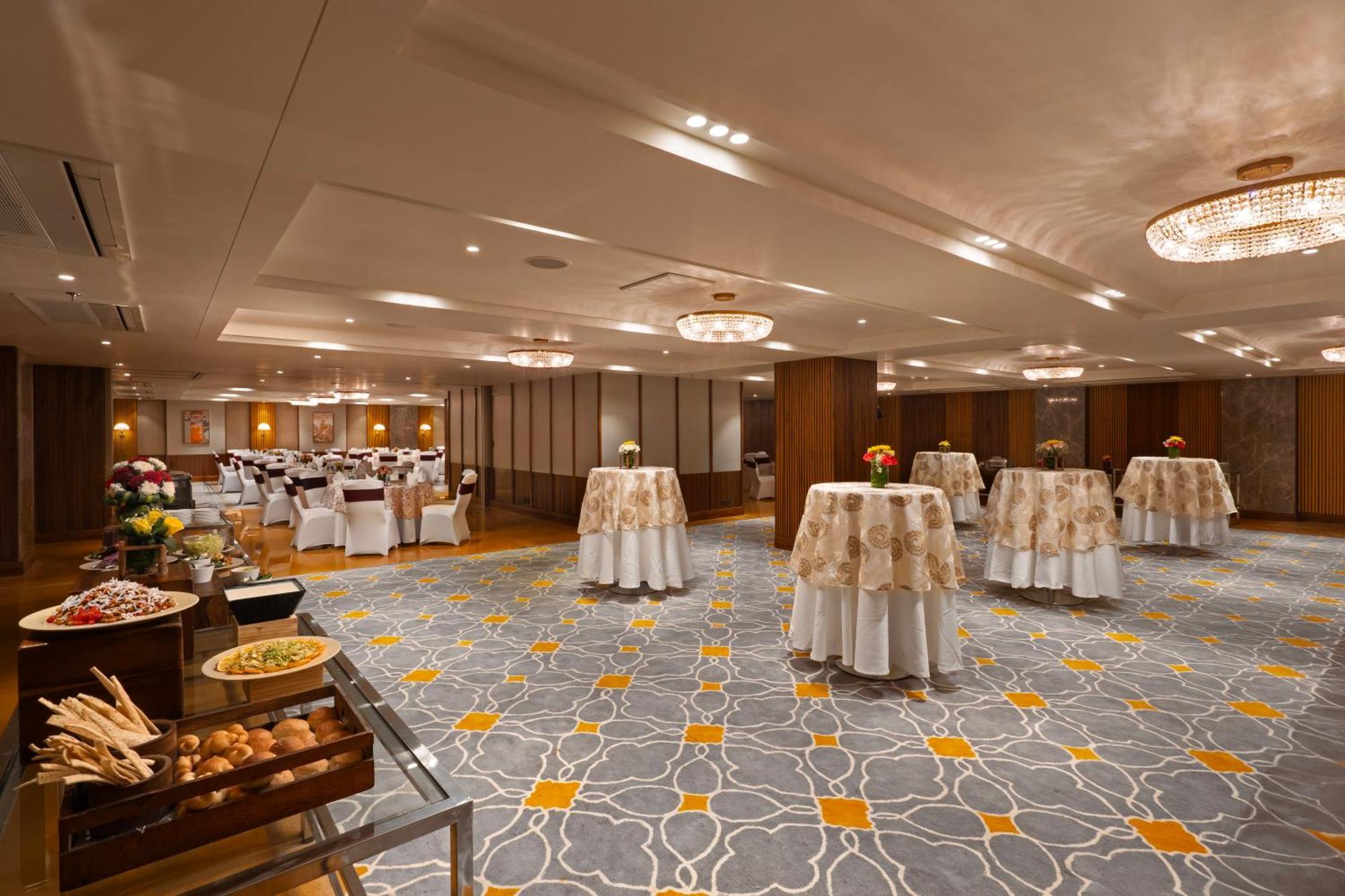 Aloha On The Ganges By Leisure Hotels Rishikesh Bagian luar foto